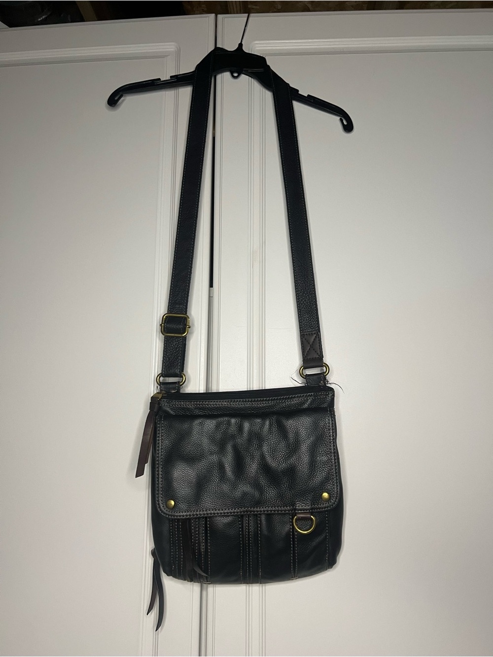Vintage Fossil Black Leather Multi Pocket Crossbody Bag Brass Hardware